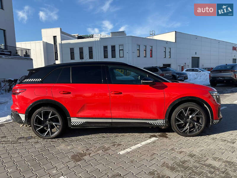 Внедорожник / Кроссовер Audi Q5 e-tron 2022 в Киеве фото 9 Внедорожник / Кроссовер Audi Q5 e-tron 2022 в Киеве