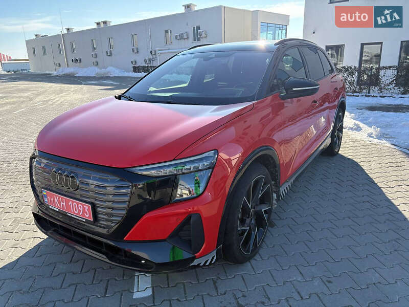 Внедорожник / Кроссовер Audi Q5 e-tron 2022 в Киеве фото 24 Внедорожник / Кроссовер Audi Q5 e-tron 2022 в Киеве