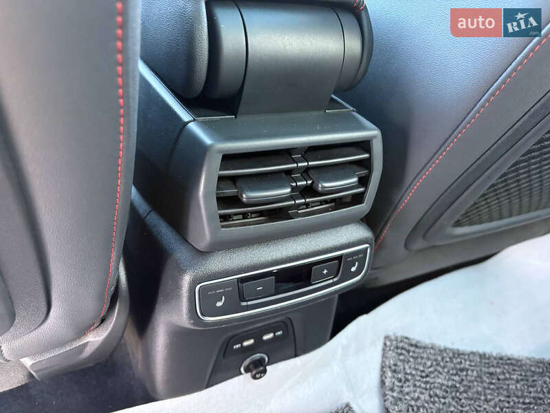 Внедорожник / Кроссовер Audi Q5 e-tron 2022 в Киеве фото 44 Внедорожник / Кроссовер Audi Q5 e-tron 2022 в Киеве