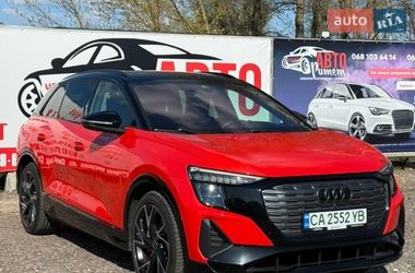 Позашляховик / Кросовер Audi Q5 e-tron 2022 в Черкасах