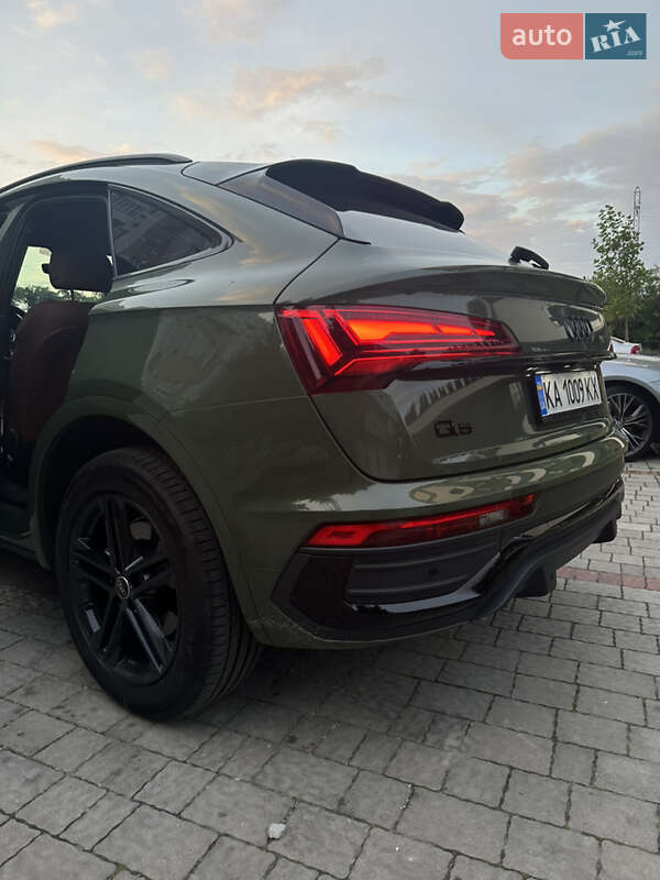 Внедорожник / Кроссовер Audi Q5 Sportback 2023 в Львове