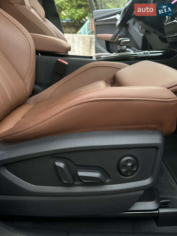 Внедорожник / Кроссовер Audi Q5 Sportback 2023 в Львове