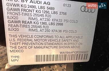 Позашляховик / Кросовер Audi Q5 Sportback 2023 в 