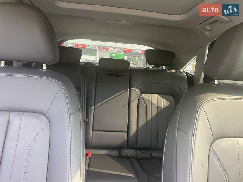 Внедорожник / Кроссовер Audi Q5 Sportback 2022 в Киеве
