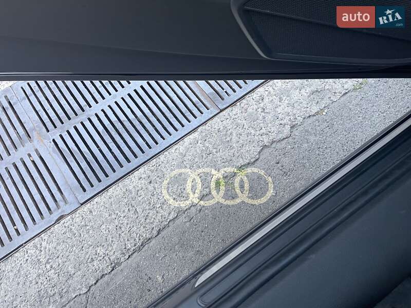 Внедорожник / Кроссовер Audi Q5 Sportback 2022 в Киеве