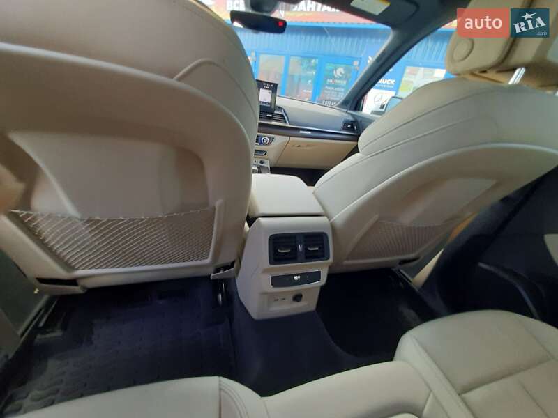 Внедорожник / Кроссовер Audi Q5 Sportback 2021 в Киеве