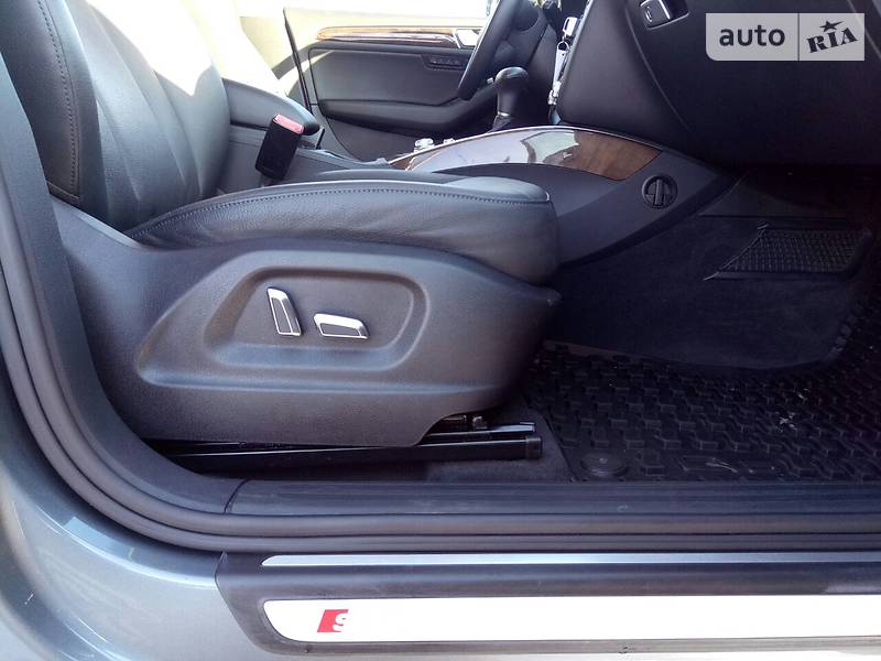 Внедорожник / Кроссовер Audi Q5 2012 в Киеве