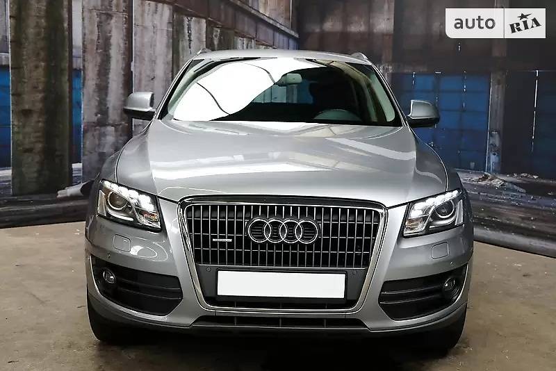 Позашляховик / Кросовер Audi Q5 2010 в Луцьку