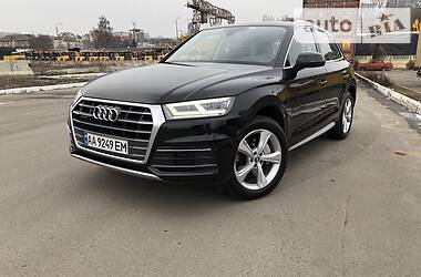 Позашляховик / Кросовер Audi Q5 2017 в 