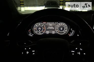 Позашляховик / Кросовер Audi Q5 2017 в 