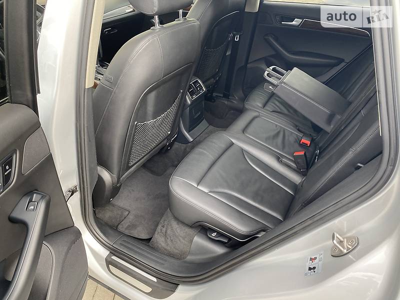 Позашляховик / Кросовер Audi Q5 2011 в Луцьку фото 14 Позашляховик / Кросовер Audi Q5 2011 в Луцьку