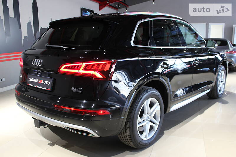 Позашляховик / Кросовер Audi Q5 2018 в Одесі