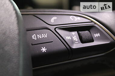 Позашляховик / Кросовер Audi Q5 2018 в 