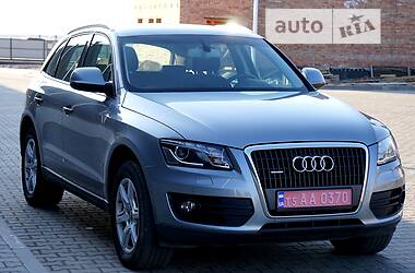 Позашляховик / Кросовер Audi Q5 2010 в Луцьку