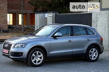 Позашляховик / Кросовер Audi Q5 2010 в 