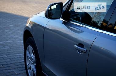 Позашляховик / Кросовер Audi Q5 2010 в 