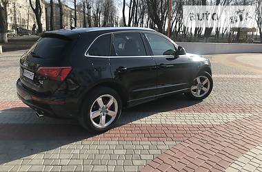 Позашляховик / Кросовер Audi Q5 2011 в 
