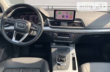 Позашляховик / Кросовер Audi Q5 2017 в 