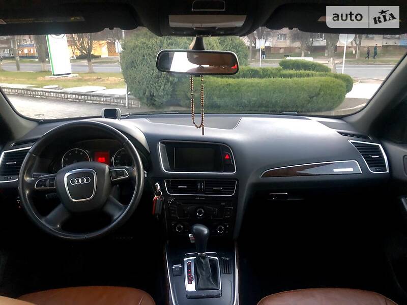 Позашляховик / Кросовер Audi Q5 2011 в Луцьку фото 4 Позашляховик / Кросовер Audi Q5 2011 в Луцьку