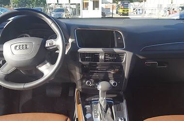 Позашляховик / Кросовер Audi Q5 2015 в 