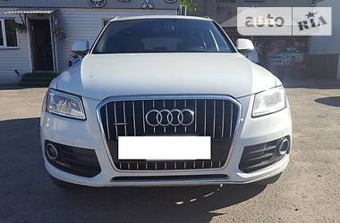 Позашляховик / Кросовер Audi Q5 2015 в 