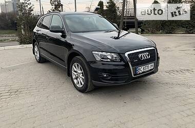 Позашляховик / Кросовер Audi Q5 2010 в 