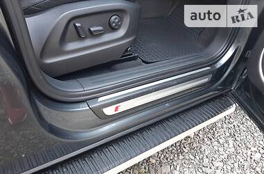 Позашляховик / Кросовер Audi Q5 2010 в 
