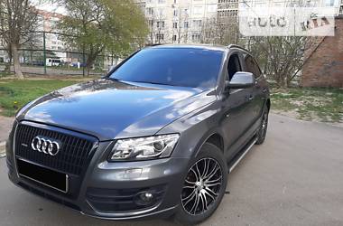 Позашляховик / Кросовер Audi Q5 2010 в 