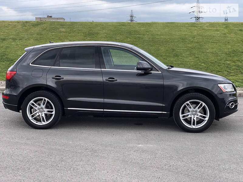 Позашляховик / Кросовер Audi Q5 2013 в Дніпрі