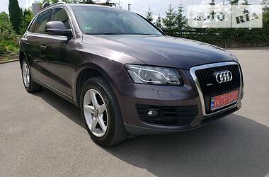 Внедорожник / Кроссовер Audi Q5 2010 в Тернополе