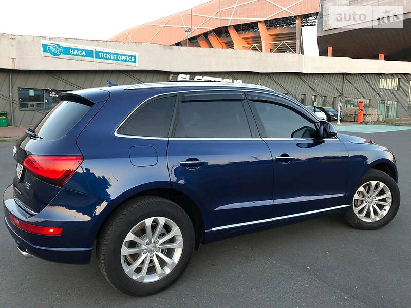 Позашляховик / Кросовер Audi Q5 2015 в Львові