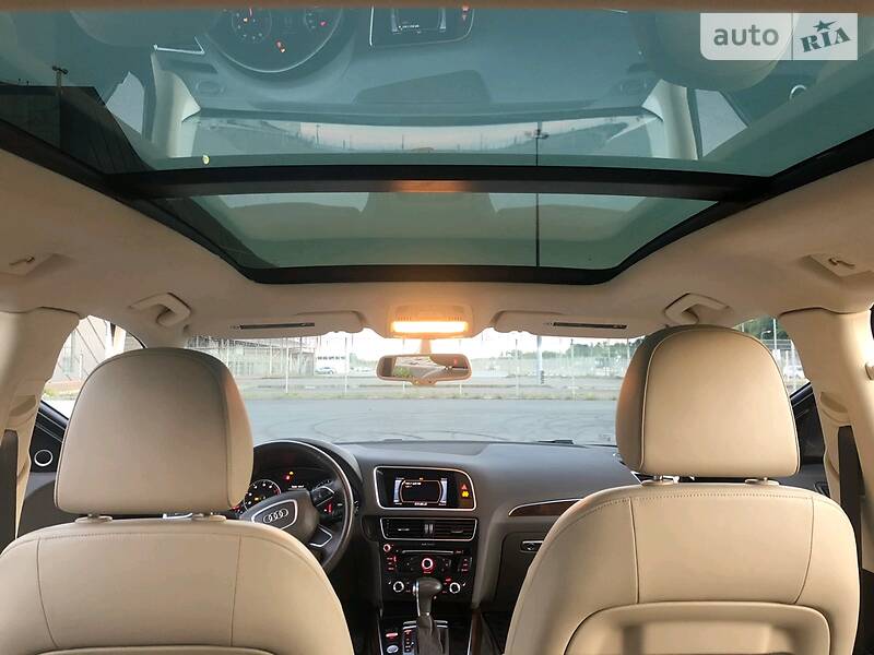 Позашляховик / Кросовер Audi Q5 2015 в Львові