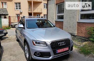 Позашляховик / Кросовер Audi Q5 2015 в 