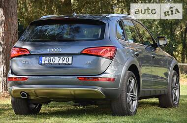 Позашляховик / Кросовер Audi Q5 2016 в 