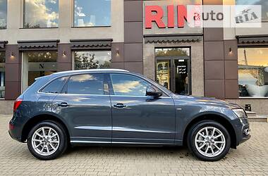 Внедорожник / Кроссовер Audi Q5 2010 в Одессе