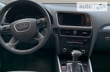 Седан Audi Q5 2013 в Дніпрі