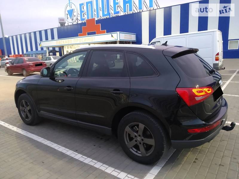 Внедорожник / Кроссовер Audi Q5 2010 в Дубно