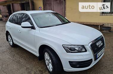 Внедорожник / Кроссовер Audi Q5 2011 в Кривом Роге