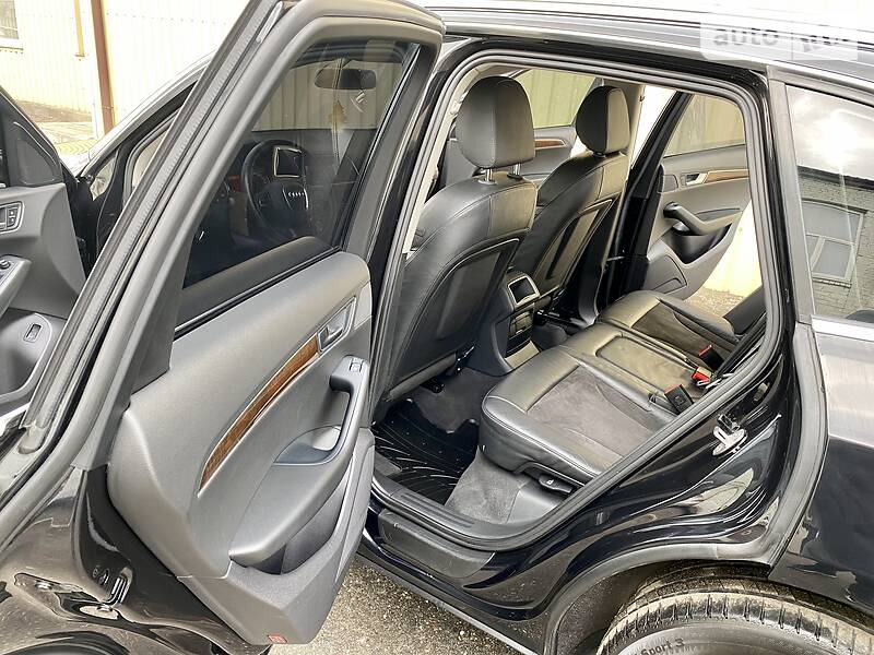 Позашляховик / Кросовер Audi Q5 2010 в Києві