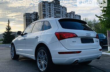 Позашляховик / Кросовер Audi Q5 2010 в Києві