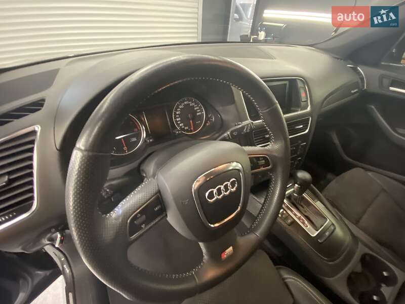 Позашляховик / Кросовер Audi Q5 2011 в Одесі