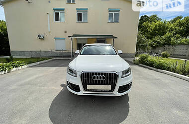 Внедорожник / Кроссовер Audi Q5 2014 в Киеве