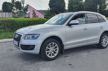 Внедорожник / Кроссовер Audi Q5 2010 в 