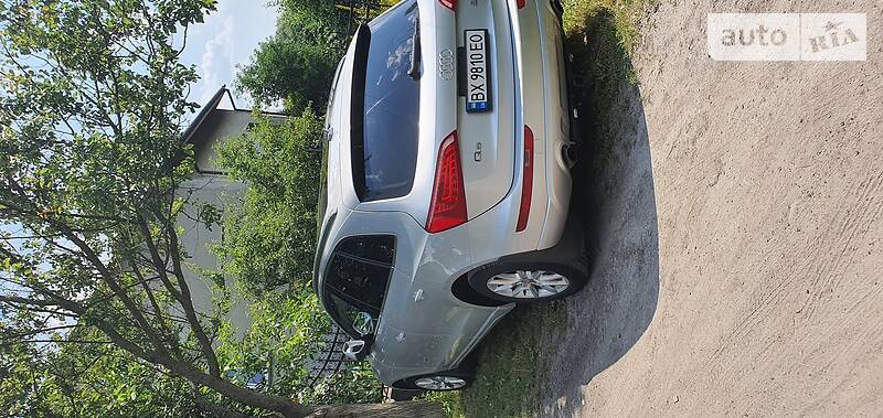 Внедорожник / Кроссовер Audi Q5 2010 в Полонном