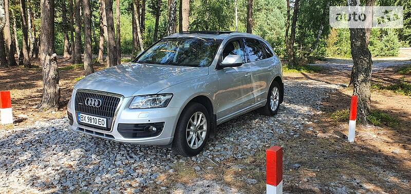 Внедорожник / Кроссовер Audi Q5 2010 в 