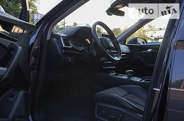 Позашляховик / Кросовер Audi Q5 2018 в Дніпрі