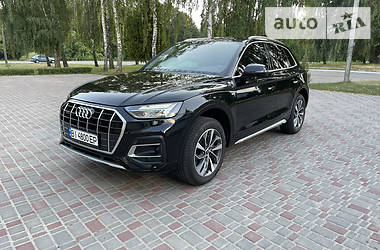 Позашляховик / Кросовер Audi Q5 2020 в Лубнах