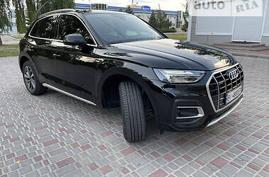 Позашляховик / Кросовер Audi Q5 2020 в Лубнах