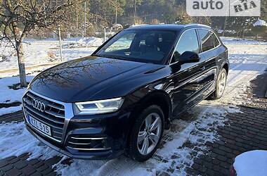 Внедорожник / Кроссовер Audi Q5 2017 в Золочеве