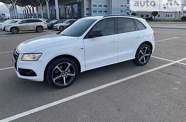 Позашляховик / Кросовер Audi Q5 2013 в 